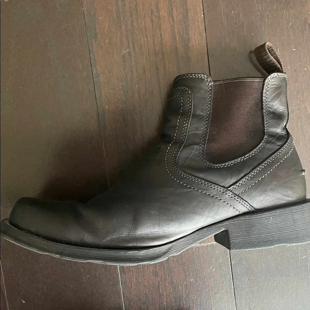 Ariat Black Leather Square-Toe Cowboy Ankle Boots - Picture 4 of 8